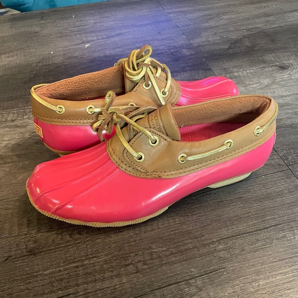 sperry low duck boots